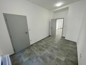 Pronájem obchodního prostoru, Jihlava, Farní, 42 m2