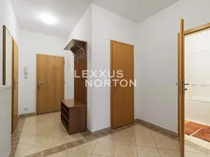 Pronájem bytu 2+kk, Praha - Strašnice, Saratovská, 56 m2