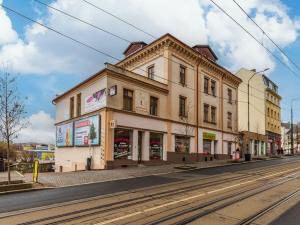 Prodej obchodního prostoru, Liberec - Liberec III-Jeřáb, 1. máje, 55 m2