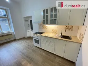 Pronájem bytu 2+kk, Praha - Smíchov, Drtinova, 41 m2