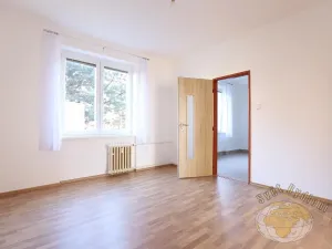 Pronájem bytu 2+kk, Praha - Hloubětín, Poděbradská, 53 m2