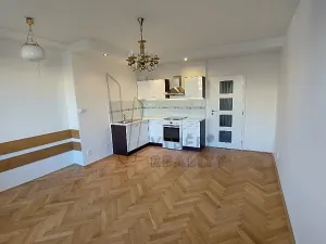 Prodej bytu 2+kk, Praha - Karlín, Sokolovská, 47 m2