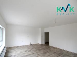 Prodej bytu 3+kk, Karlovy Vary, Dubová, 72 m2