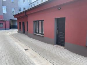 Pronájem kanceláře, Praha - Holešovice, Dělnická, 38 m2