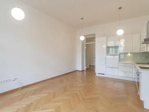 Pronájem bytu 3+kk, Praha - Vinohrady, Římská, 85 m2