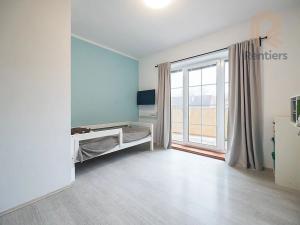 Prodej bytu 3+kk, Praha - Újezd nad Lesy, Starokolínská, 55 m2