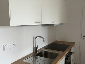 Prodej bytu 2+kk, Praha - Řepy, Španielova, 37 m2