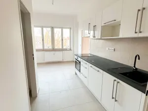 Prodej bytu 1+kk, Praha - Hloubětín, Poděbradská, 31 m2