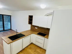 Pronájem bytu 2+kk, Praha - Košíře, Destinové, 66 m2