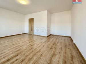 Prodej bytu 2+kk, Chomutov, Březenecká, 72 m2