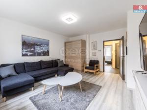 Pronájem bytu 2+kk, Karlovy Vary - Drahovice, Kvapilova, 37 m2