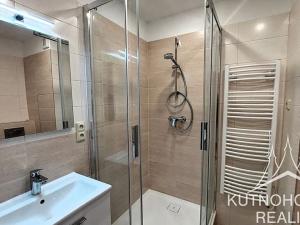 Pronájem bytu 2+kk, Kolín, Radimského, 40 m2