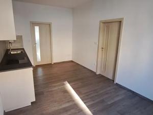 Pronájem bytu 2+1, Praha - Krč, U strže, 91 m2