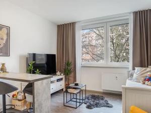 Pronájem bytu 1+kk, Zlín, třída Tomáše Bati, 25 m2