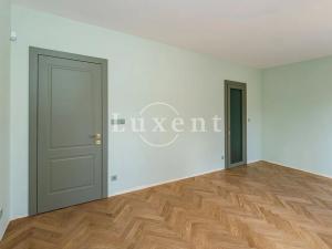 Prodej bytu 4+kk, Praha - Suchdol, Pod rybníčkem, 283 m2