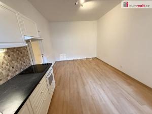 Pronájem bytu 2+kk, Praha - Smíchov, Drtinova, 46 m2