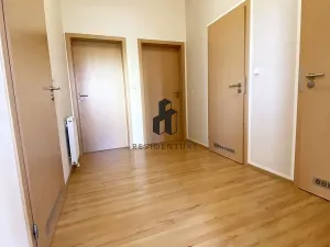 Pronájem bytu 3+kk, Praha - Kamýk, U Kamýku, 70 m2