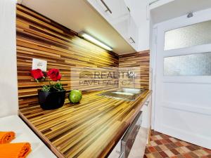 Pronájem bytu 2+kk, Praha - Nusle, Jaurisova, 44 m2