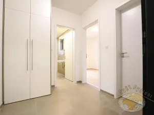 Pronájem bytu 2+kk, Praha - Jinonice, Kačírkova, 63 m2