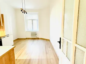 Pronájem bytu 3+kk, Praha - Vinohrady, Kolínská, 85 m2