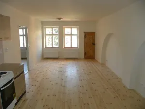 Pronájem bytu 2+kk, Jihlava, Benešova, 60 m2