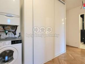 Pronájem bytu 3+kk, Praha - Smíchov, Klicperova, 91 m2