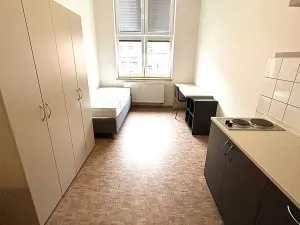 Pronájem bytu 1+kk, Praha - Smíchov, Křížová, 21 m2