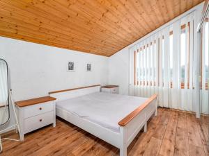 Prodej rodinného domu, Protivín, Jabloňová, 260 m2