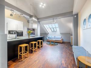 Pronájem bytu 3+kk, Praha - Nové Město, Soukenická, 112 m2