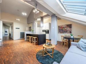 Pronájem bytu 3+kk, Praha - Nové Město, Soukenická, 112 m2