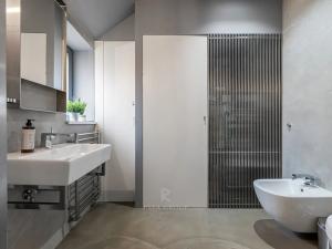 Pronájem bytu 3+kk, Praha - Nové Město, Soukenická, 112 m2