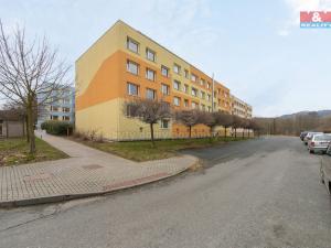 Prodej bytu 2+kk, Jince, Zborovská, 42 m2