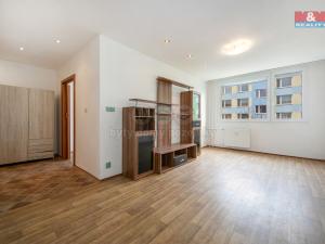 Prodej bytu 2+kk, Jince, Zborovská, 42 m2