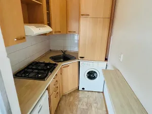 Pronájem bytu 2+kk, Praha - Dejvice, Evropská, 40 m2