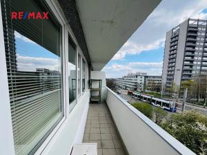 Pronájem bytu 2+kk, Praha - Dejvice, Evropská, 40 m2