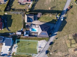 Prodej domu, Tmaň, K Vodojemu, 261 m2