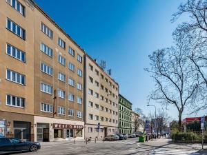 Prodej obchodního prostoru, Praha - Holešovice, Ortenovo náměstí, 108 m2