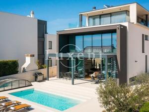 Prodej vily, Zadar, Chorvatsko, 350 m2