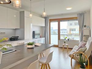 Prodej bytu 3+kk, Praha - Modřany, Československého exilu, 69 m2