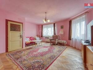 Prodej bytu 2+1, Planá, Hřbitovní, 63 m2