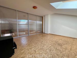 Pronájem atypického bytu, Brno, Jílkova, 98 m2