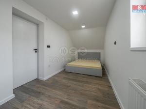 Pronájem bytu 3+1, Radonice, Růžičkova, 92 m2