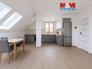 Prodej bytu 2+kk, Řevničov, Karlovarská, 77 m2