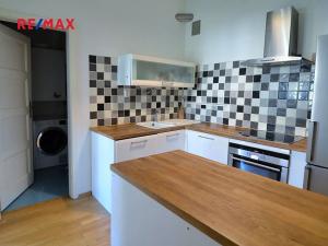 Prodej bytu 3+1, Praha - Vinohrady, Bělehradská, 86 m2