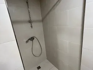 Pronájem bytu 1+kk, Praha - Hloubětín, Poděbradská, 30 m2