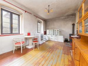 Prodej rodinného domu, Nespeky, Benešovská, 258 m2