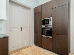 Pronájem bytu 3+kk, Praha - Vinohrady, U Kanálky, 80 m2