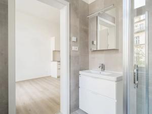 Pronájem bytu 2+kk, Praha - Nové Město, Václavské náměstí, 43 m2