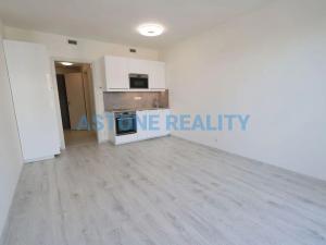 Pronájem bytu 1+kk, Praha - Třebonice, Do zahrádek I, 36 m2