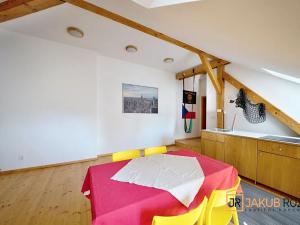 Prodej komerčního pozemku, Heřmánkovice, 40632 m2